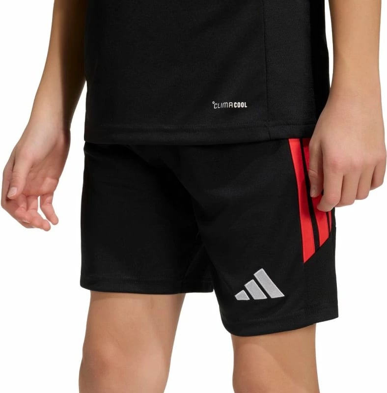 Shorce për fëmijë adidas, të kuqe e të zeza