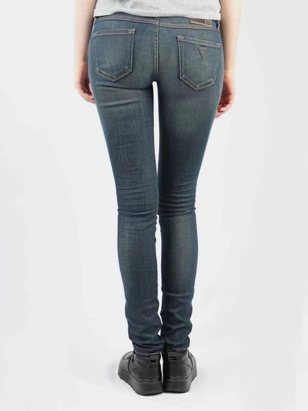 Pantallona xhins Guess femra