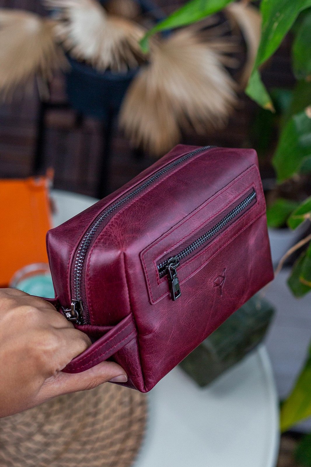 Çantë dore lëkure, ngjyrë burgundy, Zoozie Bags, Boston Crazy