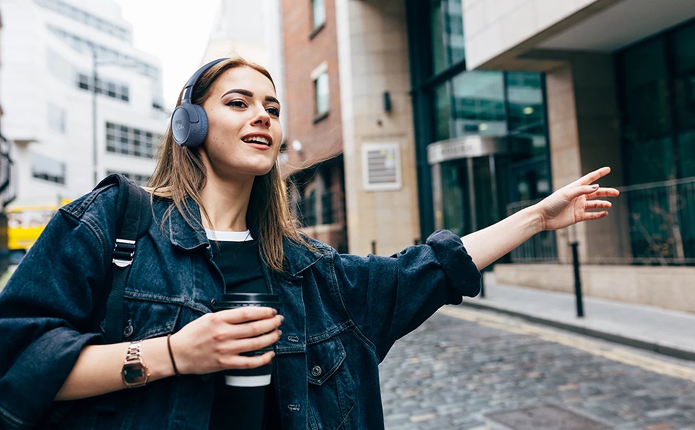 Kufje JBL TUNE 670 NC