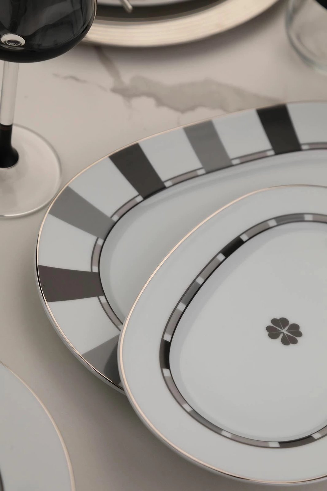 Set enësh për drekë, 27 copë, Hermia Concept, LB27YT43012688