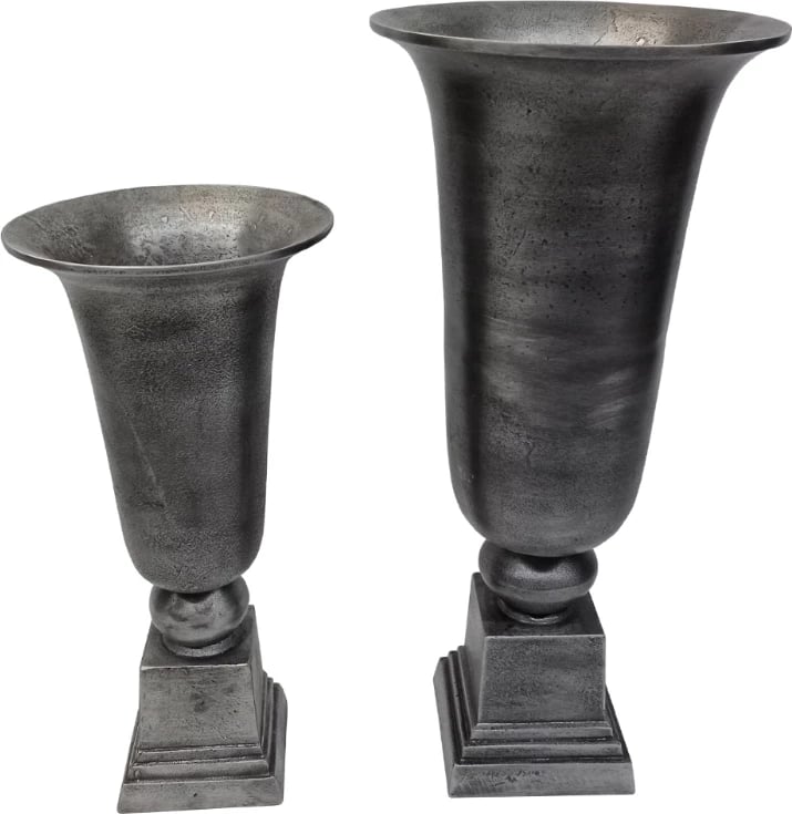 Set vazo DEVI, 2 copë, alumin, ngjyrë argjendi antike, 24x24x50 Set vazo DEVI, 2 copë, alumin, ngjyrë argjendi antike, 24x24x50