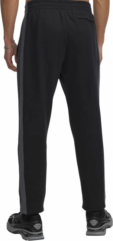 Pantallona për meshkuj Under Armour, të zeza