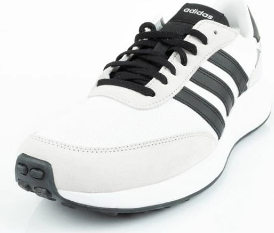 Atlete për meshkuj adidas, të bardha