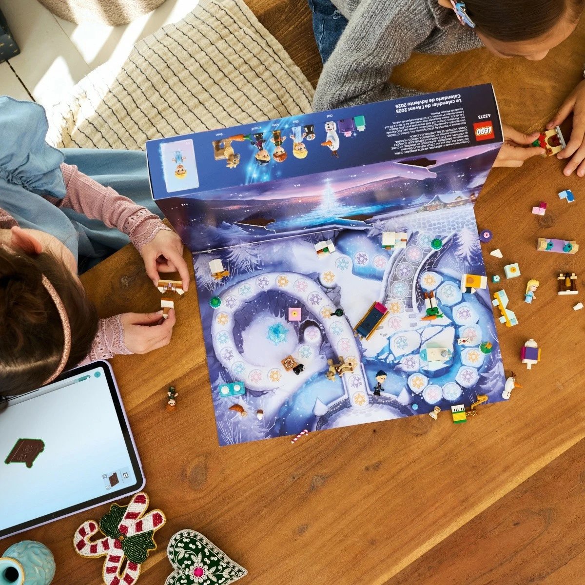 Kalendar advent LEGO Disney Frozen 43273, 231 pjesë, për fëmijë, shumëngjyrësh