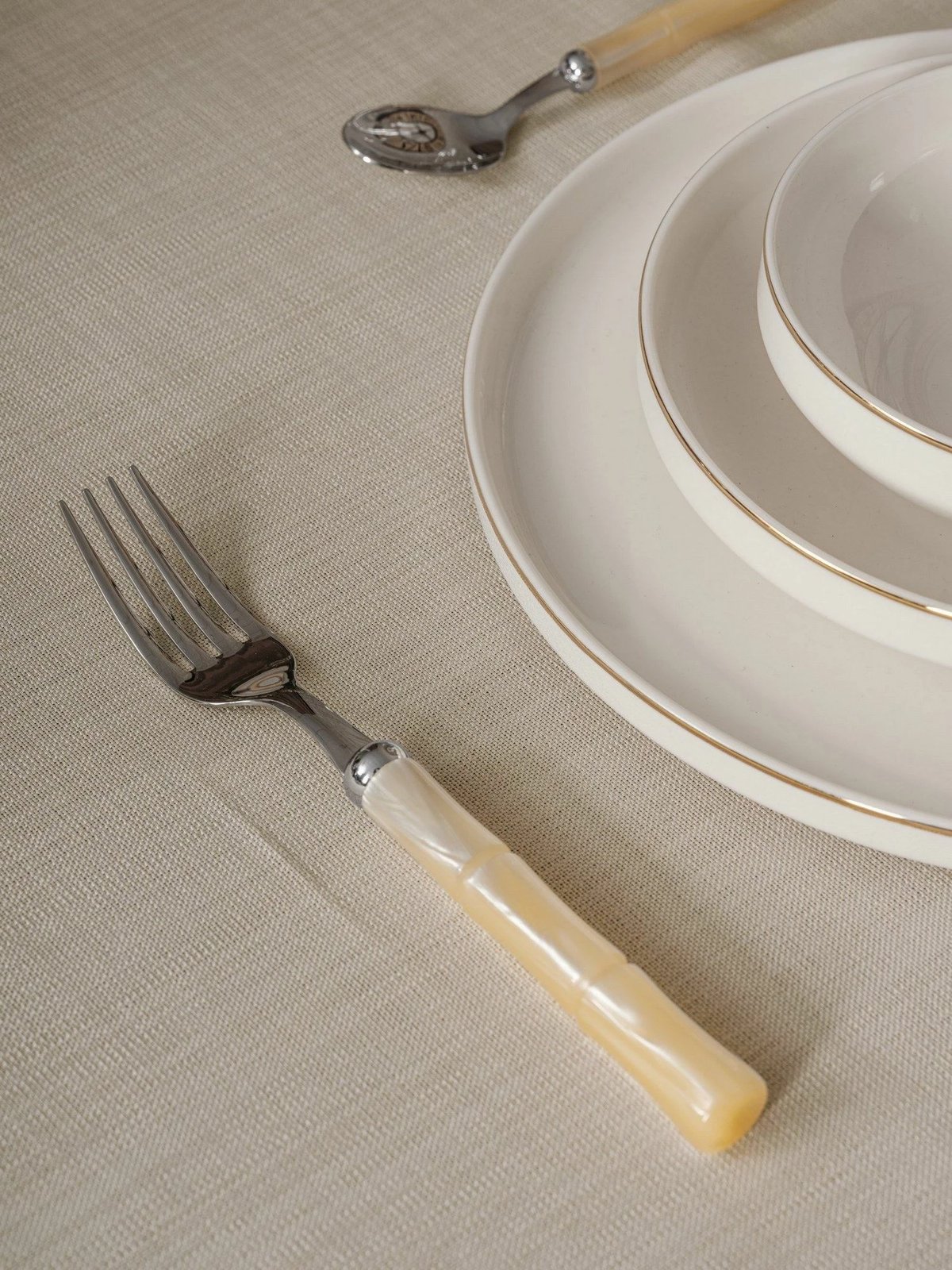 Mbulesë tavoline L'essentiel, e thjeshtë, 160 - bezhë