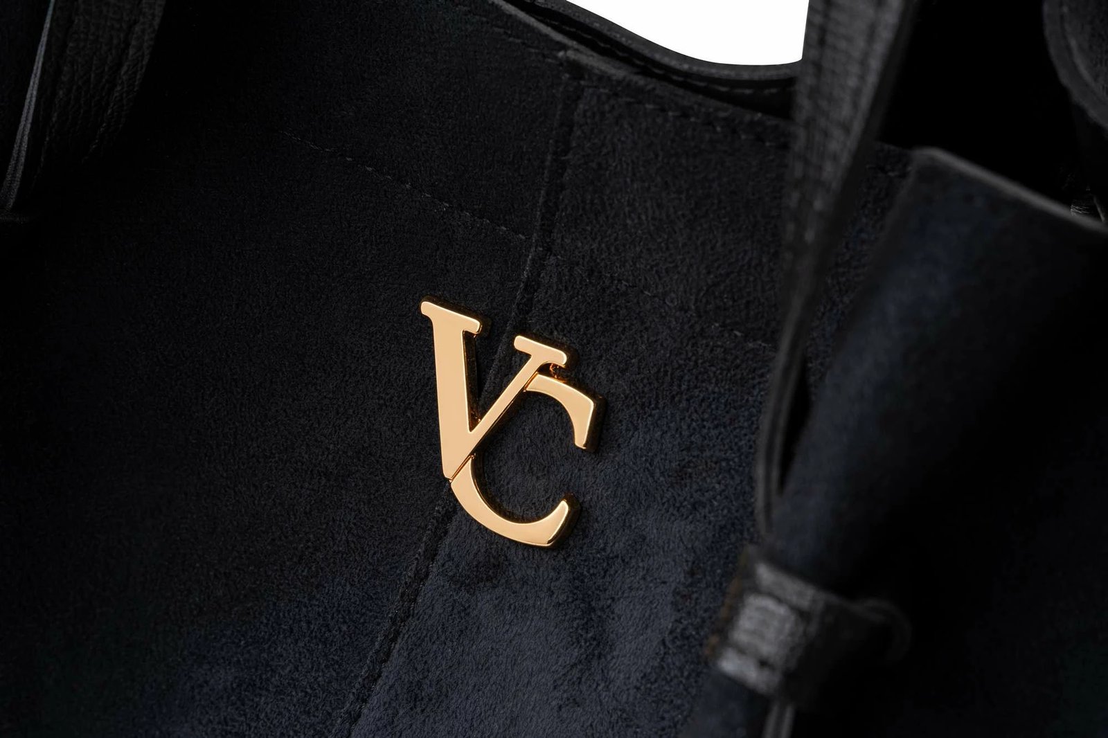 Çantë supi Vince Camuto, Foggia, zamsh e zezë