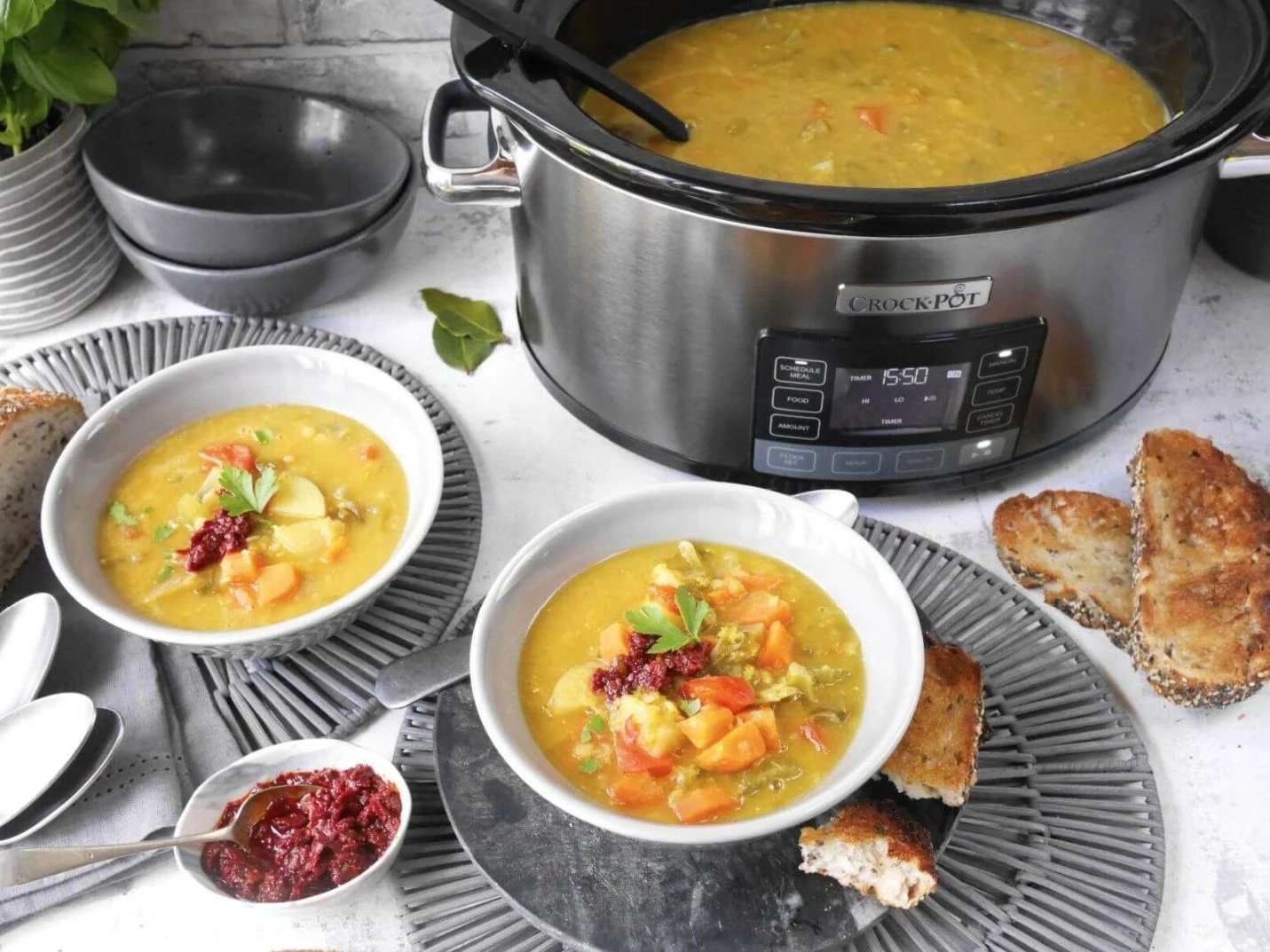 Slow cooker CROCK-POT CSC066X, 5.6 L, Silver