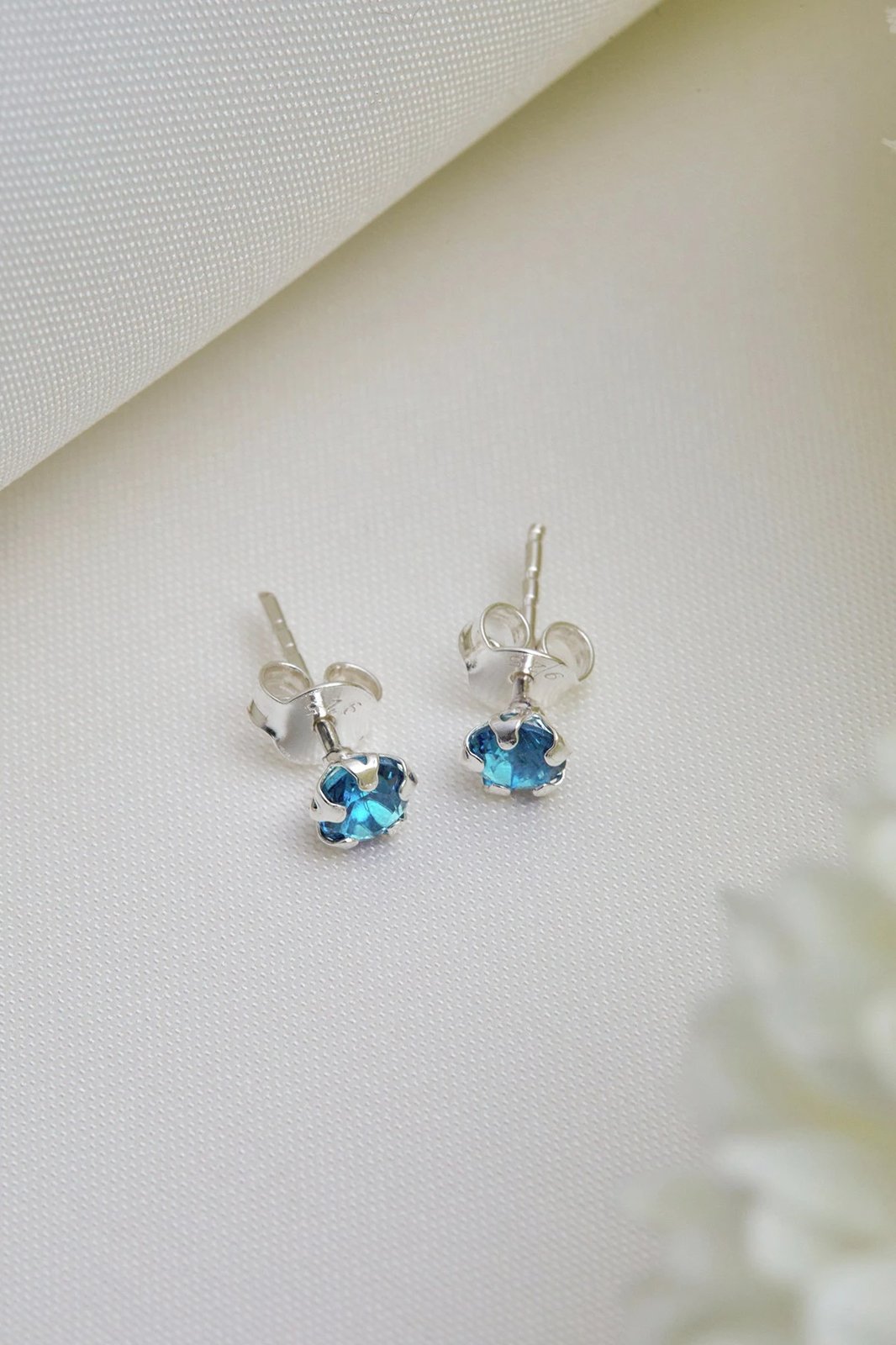 Vathë argjendi Elika, ngjyrë kaltër, ELKMD50529