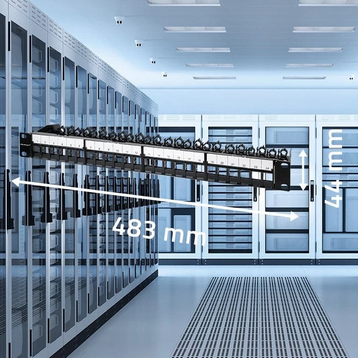 Patch panel Qoltec 54516 për rack 19", 24 porta, 1U, UTP, e zezë