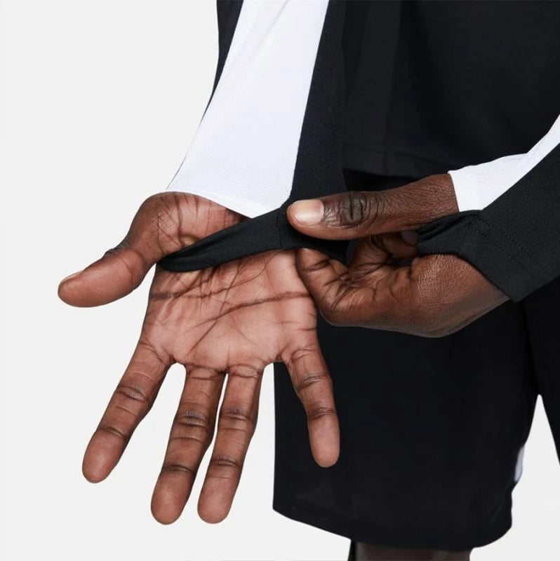 Duks Nike për meshkuj, ngjyrë e zezë