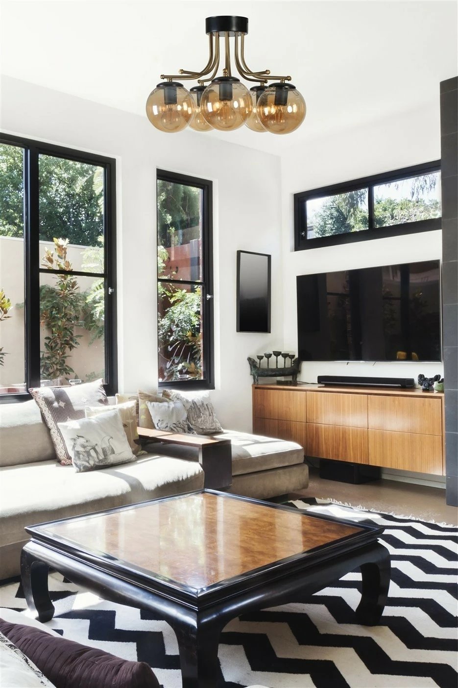 Llambë tavani Opviq Roma, 5 llamba, ngjyrë amber dhe e zezë