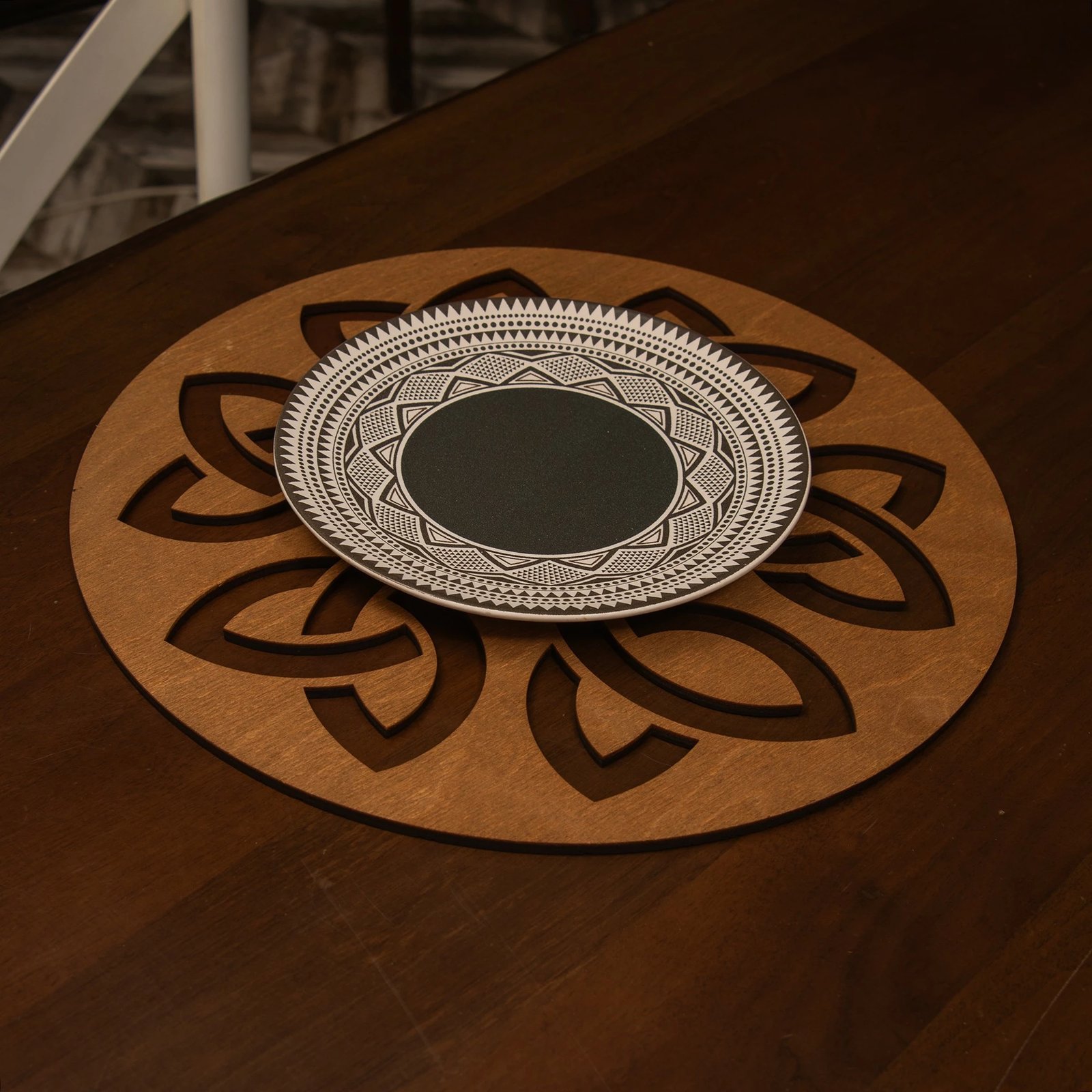 Set nënshtruesish tavoline prej druri, 6 copë, ngjyrë arre, Hermia, Lugh