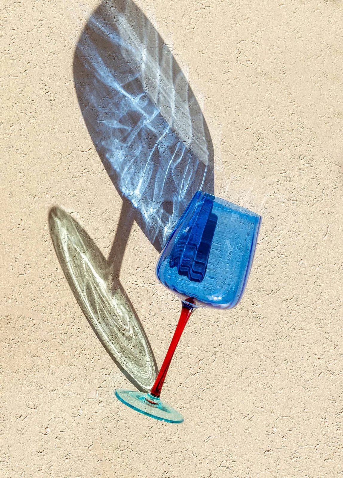 Vazo qelqi Hermia, ngjyrë kaltër, BRD0106, 9x9x23cm Vazo qelqi Hermia, ngjyrë kaltër, BRD0106, 9x9x23cm