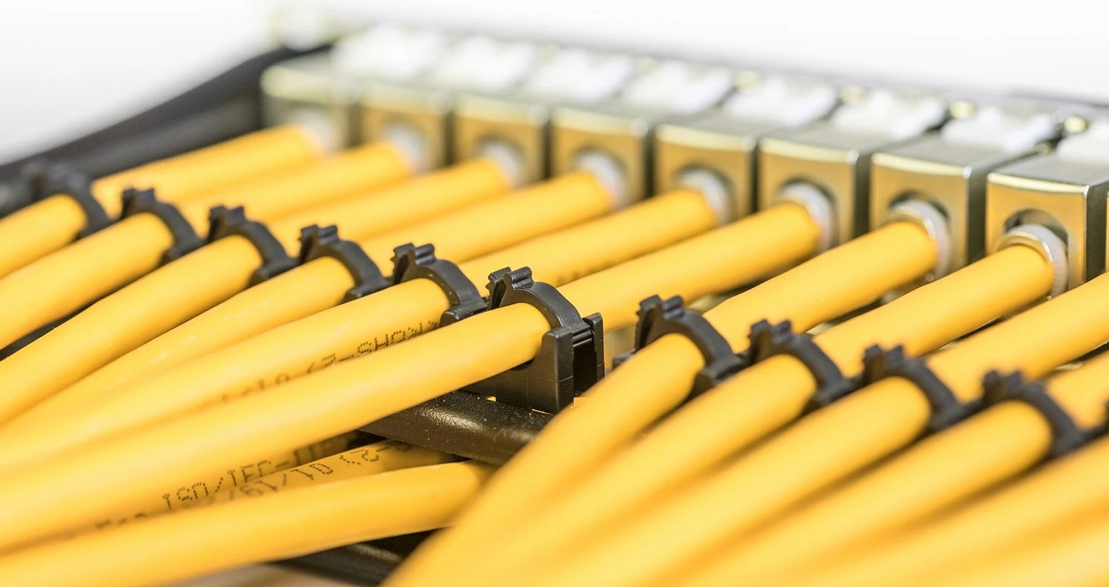 Kabëll instalimi Digitus Cat. 7A S/FTP, 100 m, Verdhë