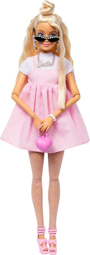Kukull Barbie Mattel Deluxe Style HYV27 me fustan rozë dhe aksesorë
