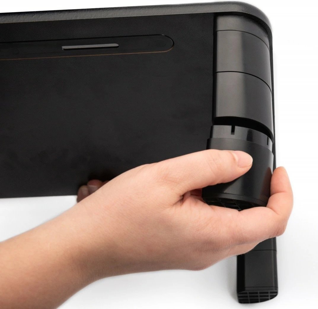 Mbajtëse monitori e rregullueshme Digitus DA-90458, me sipërfaqe druri, e zezë