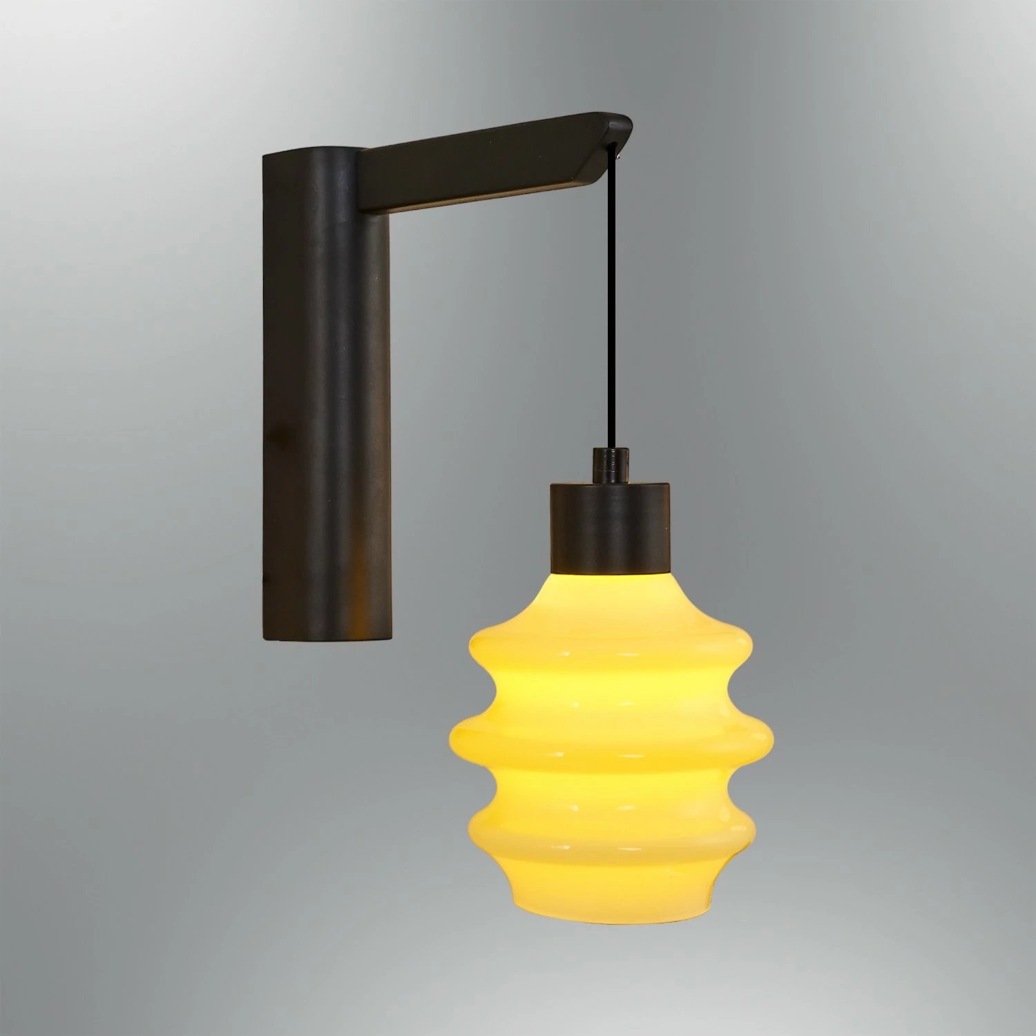 Llambë muri Opviq, ngjyrë e verdhë, 2830-APL-03