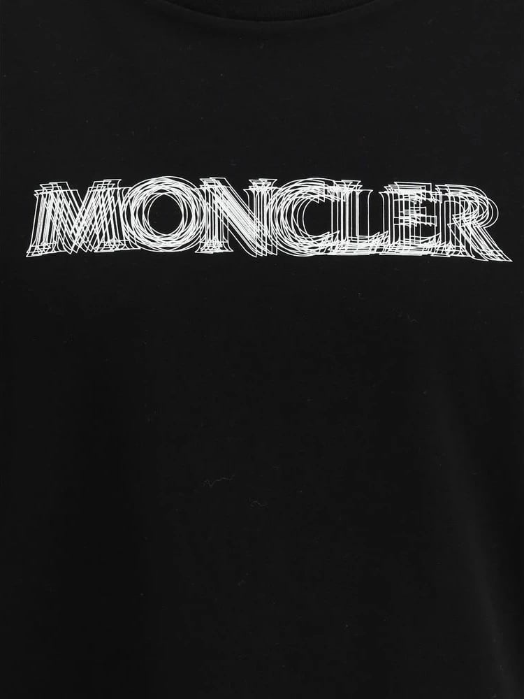 Maicë Moncler për meshkuj, e zezë