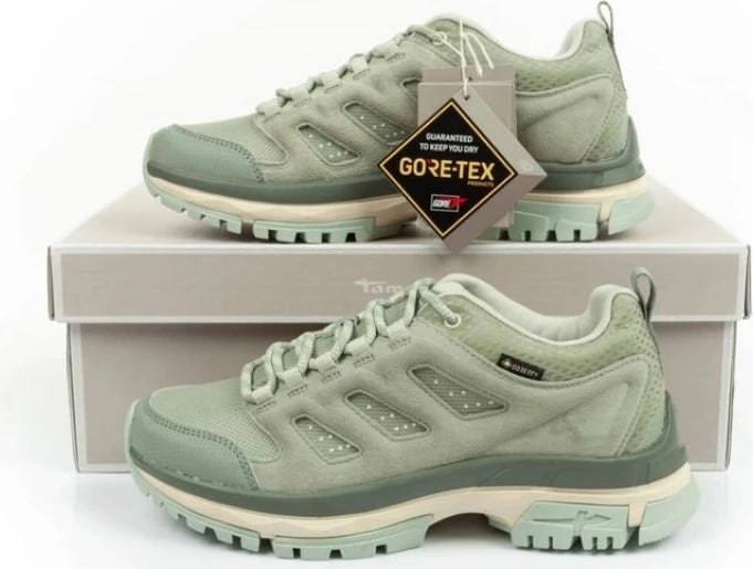 Atlete femra Tamaris, të gjelbra