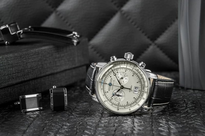 Orë dore për meshkuj Zeppelin, e zezë