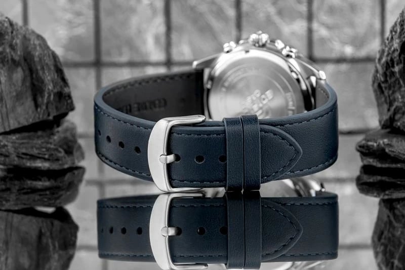 Orë dore për meshkuj Casio Edifice, e kaltërt