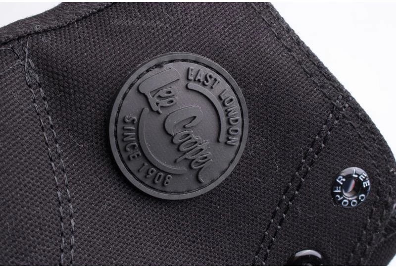 Atlete për femra Lee Cooper, të zeza