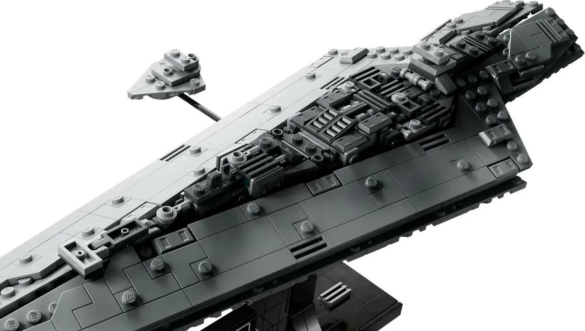 Set LEGO Star Wars 75356 Executor-Class Star Dreadnought, 630 pjesë, model ekspozimi 43 cm, 18+