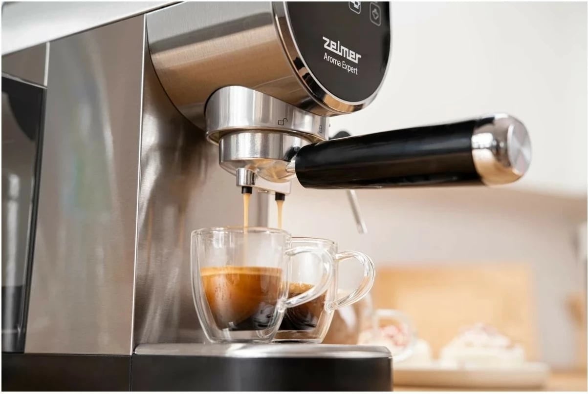 Aparat kafeje Zelmer Aroma Expert ZCM7300, presion piston, 900ml, argjendtë