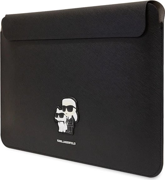 Mbështjellës Karl Lagerfeld Saffiano Karl&Choupette për laptop 14", eko lëkurë, e zezë