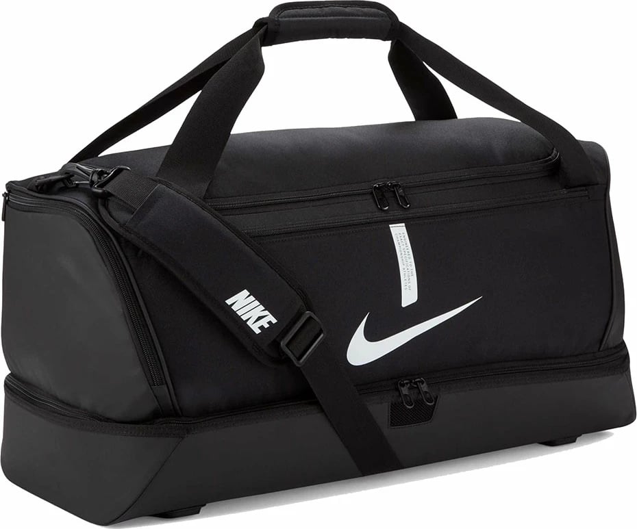 Çantë sportive Nike për të gjithë, e zezë