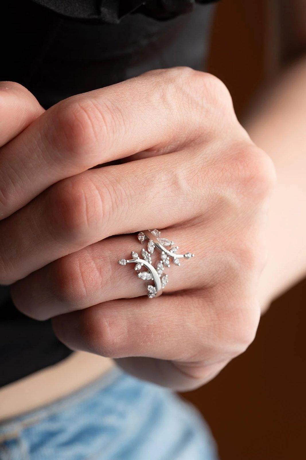 Unazë argjendi Jumeon, NRZ999204