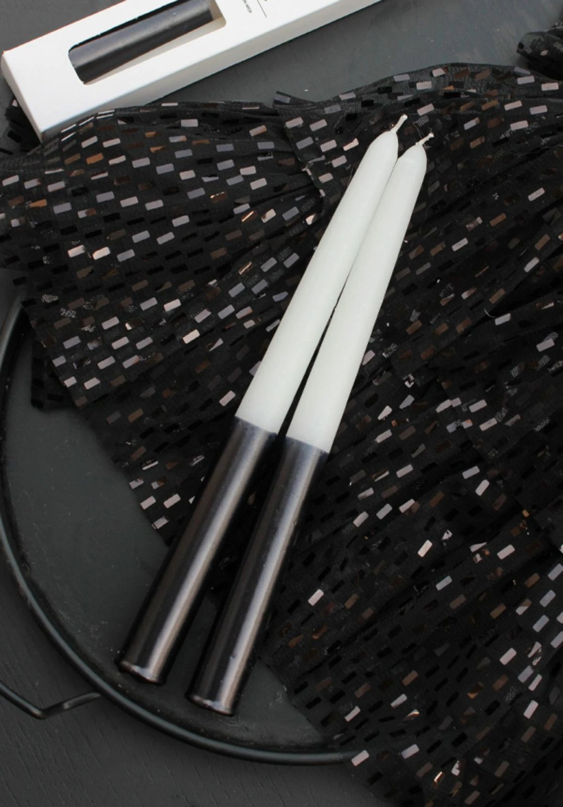 Set qirinjsh (2 copë), Evila Originals, Cizgili Sedefli 2, ngjyrë e zezë