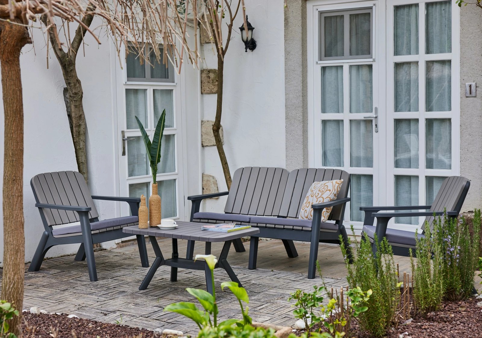 Tavolinë kafeje Skye Decor, silva-antracit, mink