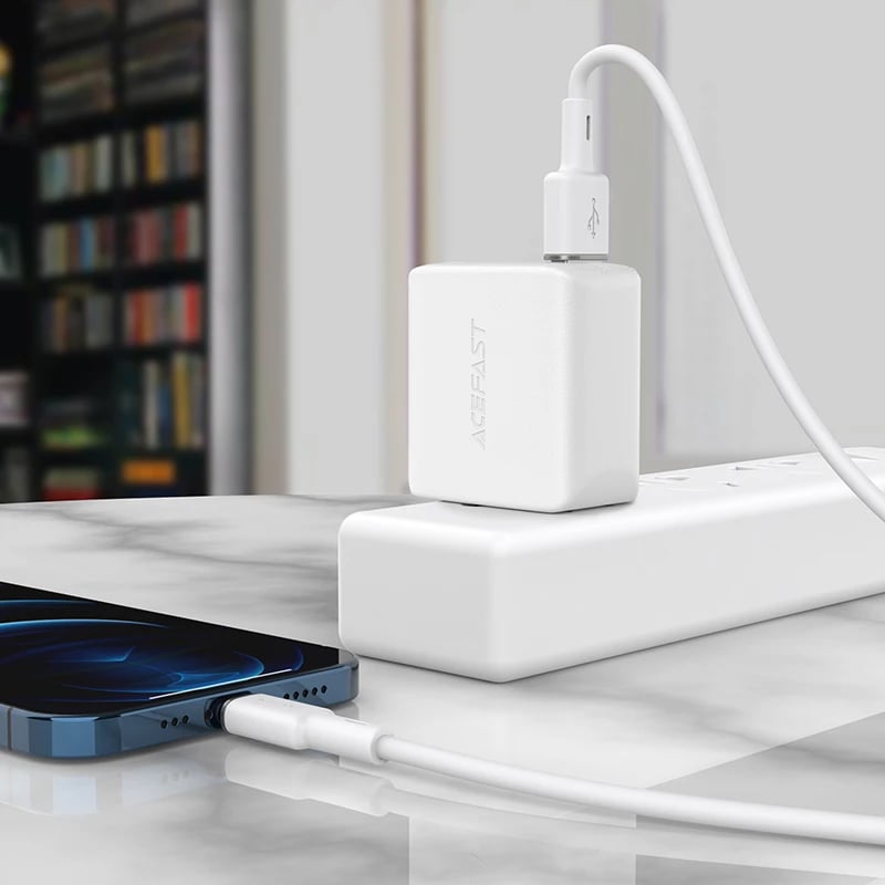 Kabllo Acefast C2-02, USB në Lightning, 1.2m, 2.4A, e zezë