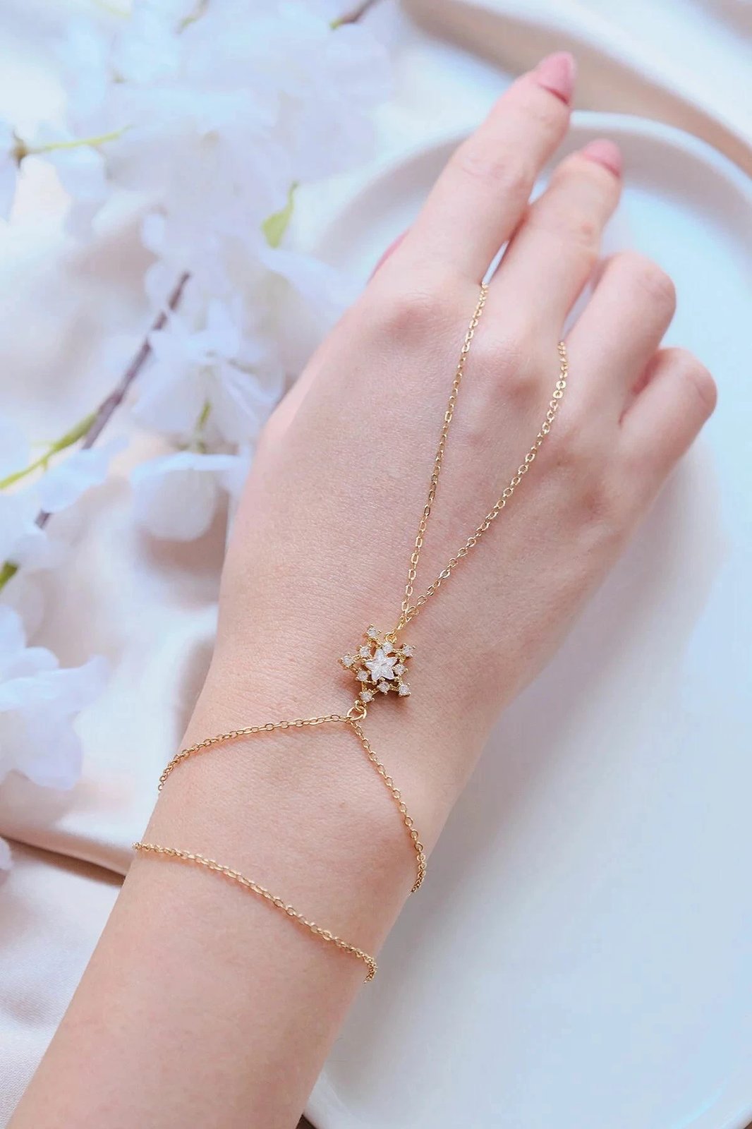 Byzylyk dorë, ngjyrë ari, Jumeon, Gld-Yldzshmr