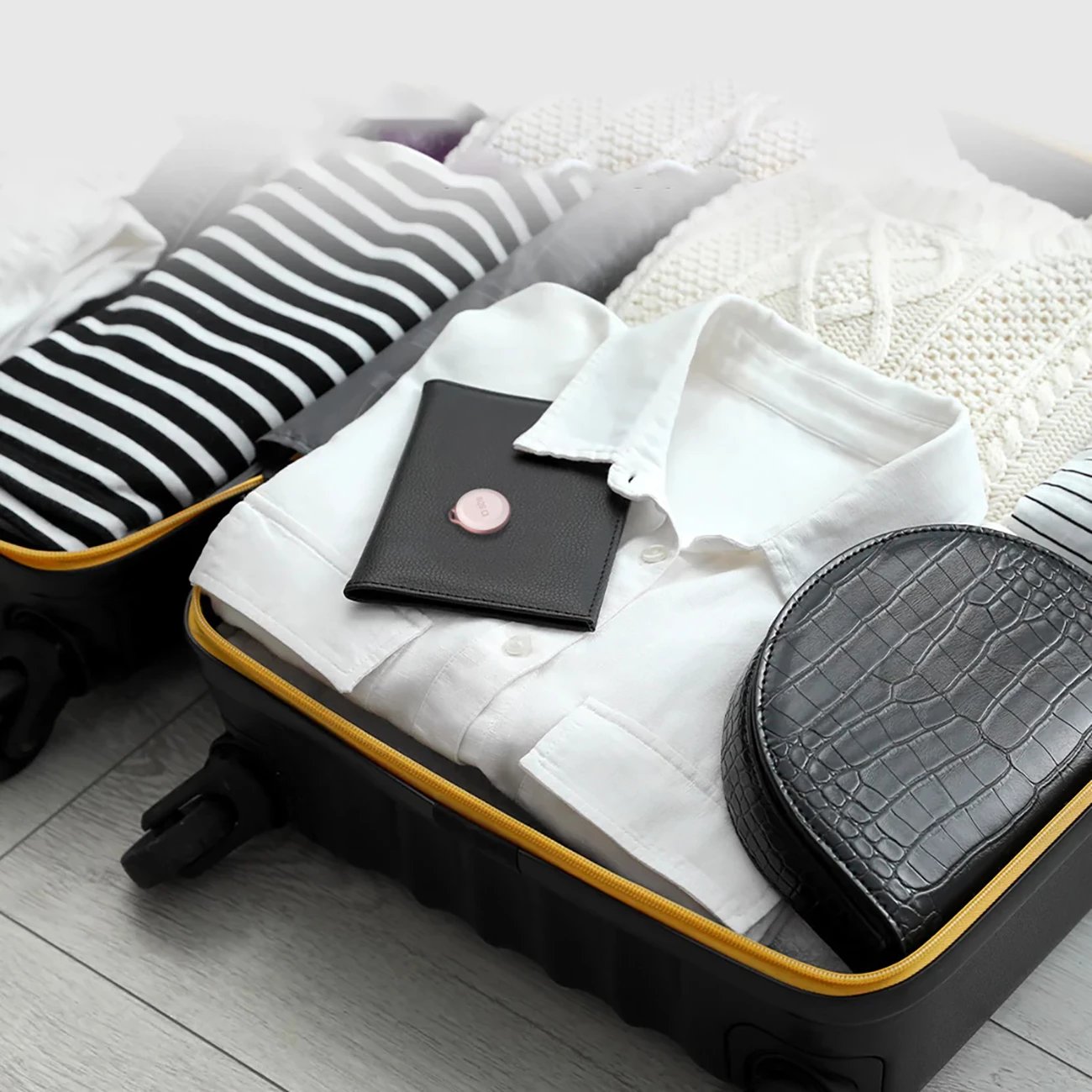 Tracker SBS Track My Circle, kompatibil me Apple Find My, IP65, Rozë