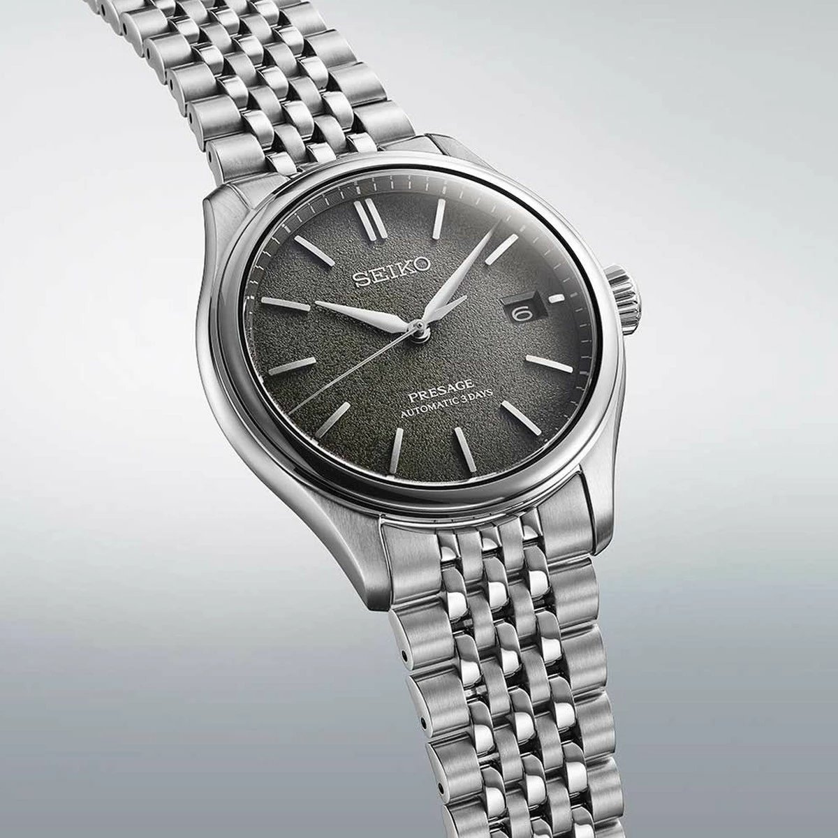 Orë dore SEIKO SPB465J1 për meshkuj, e argjendtë