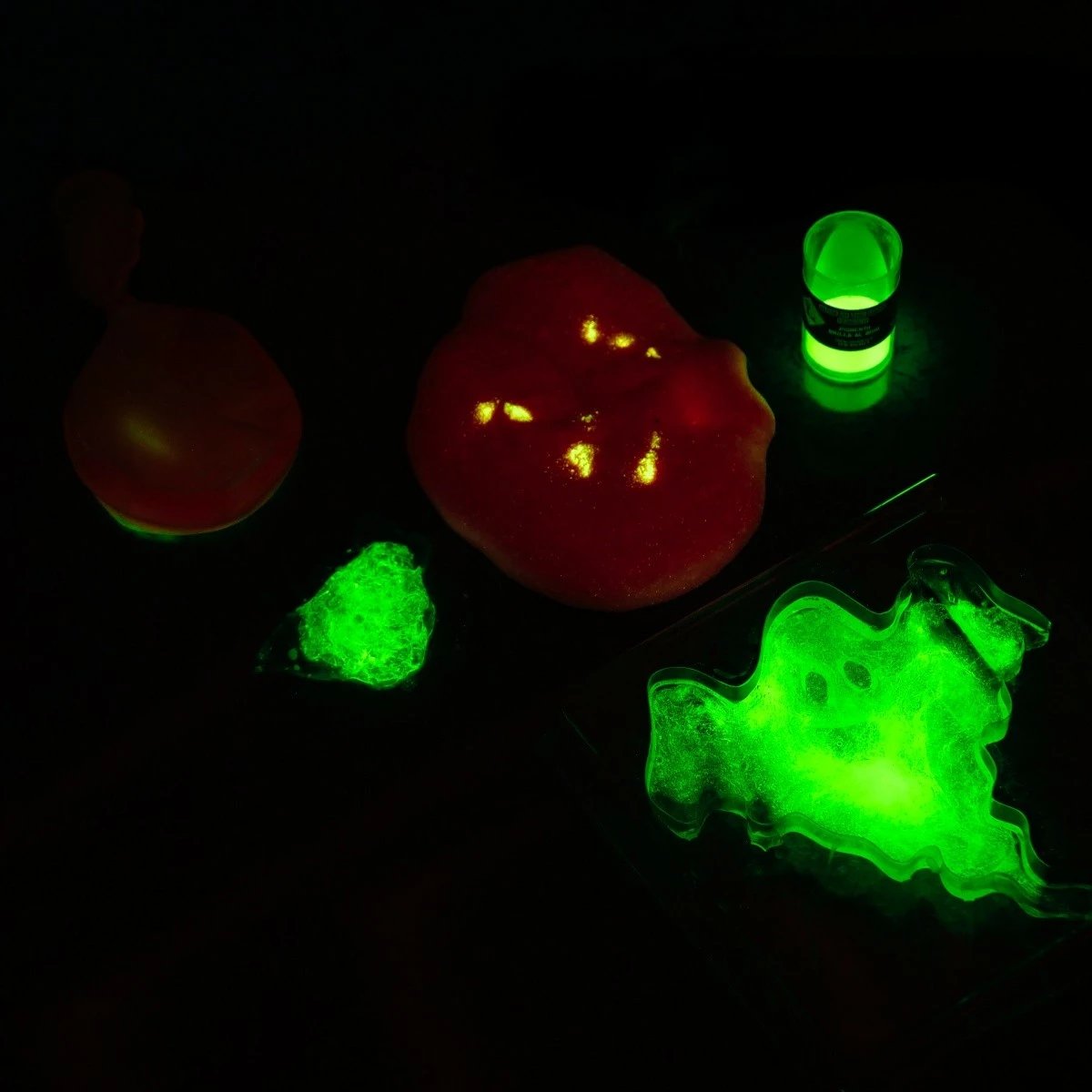 Set shkencor për slime që ndriçon, Lisciani Crazy Science, 304-PL89239, me aksesorë të ndryshëm