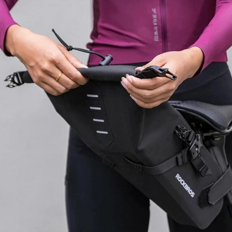 Çantë biçiklete Rockbros 30130061001, 3L, e zezë, waterproof