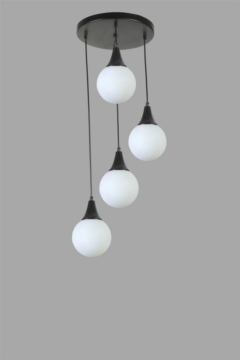 Llambë tavani Opviq Afra, 4 llamba, metal e xham, e zezë e bardhë