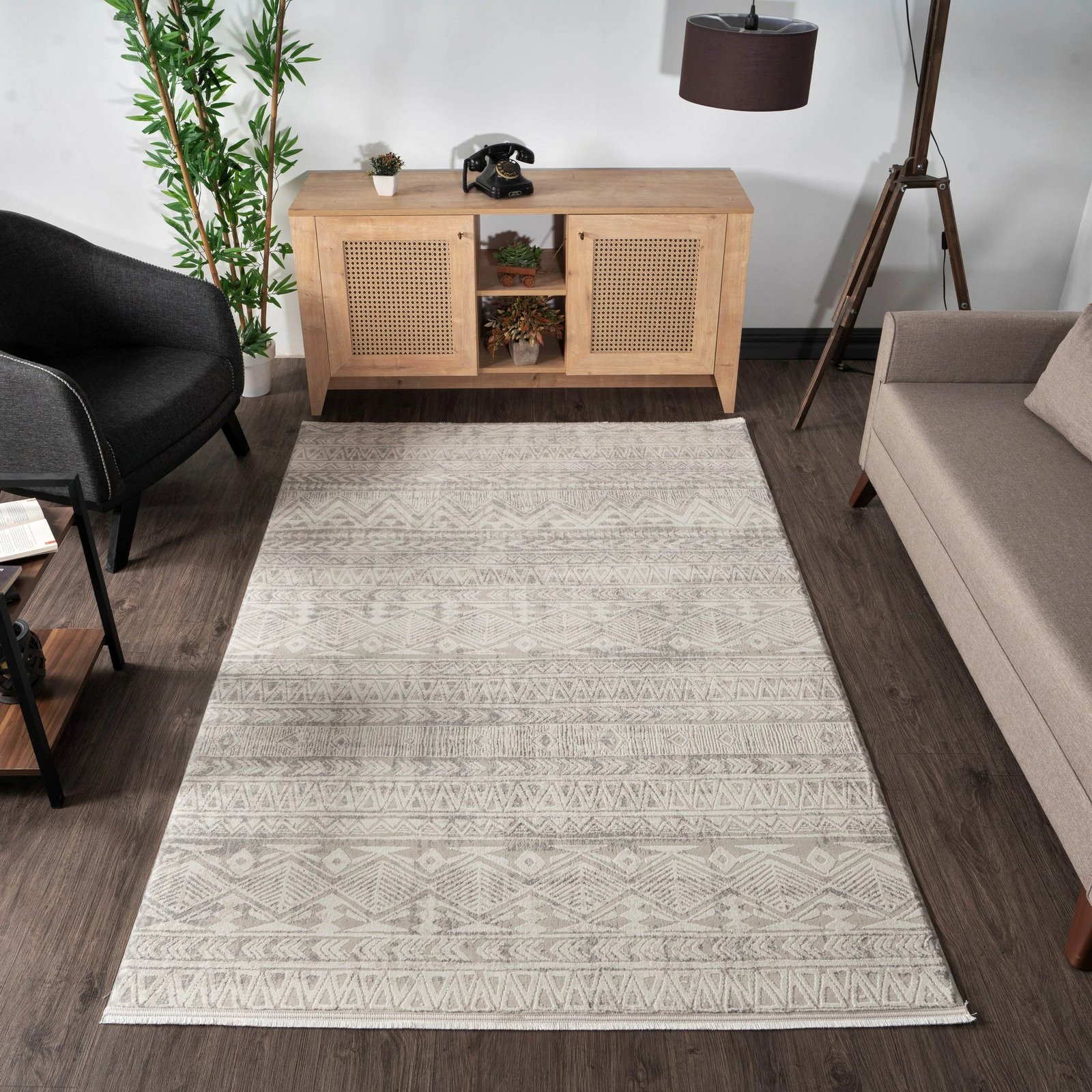 Qilim Conceptum Hypnose Leo 2970, bezhë, 100x200cm Qilim Conceptum Hypnose Leo 2970, bezhë, 100x200cm