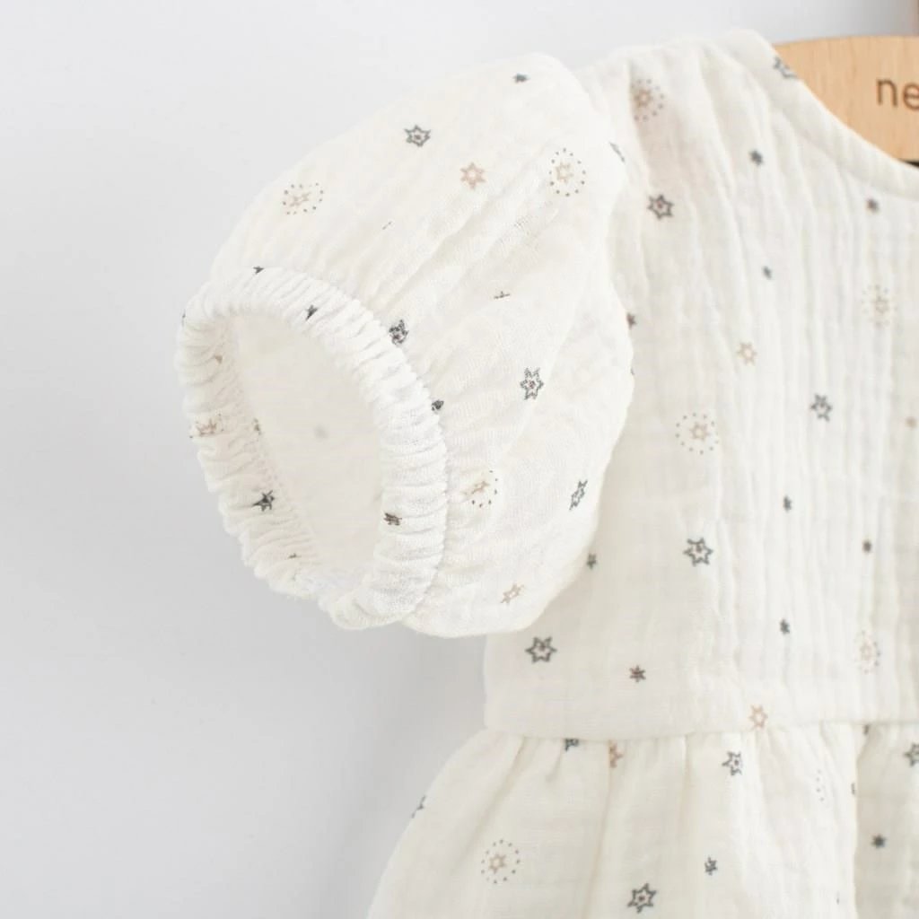 Fustan bebe, New Baby Zora, muslin 100% pambuk, me mëngë të shkurtra, madhësia 68 (4-6m), e bardhë