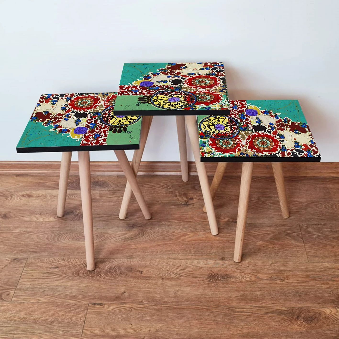 Set tavolinash të mbivendosura Skye Decor, 3 copë, shumëngjyrëshe, 3Shp56