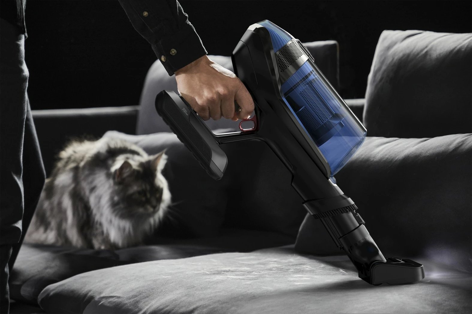 Fshesë me korrent pa kabllo Rowenta X-Force Flex 12.60 Aqua RH98C0WO, blu/zezë Fshesë me korrent pa kabllo Rowenta X-Force Flex 12.60 Aqua RH98C0WO, blu/zezë