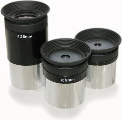 Teleskop Bresser Pluto 114/500 EQ, dizajn karbon