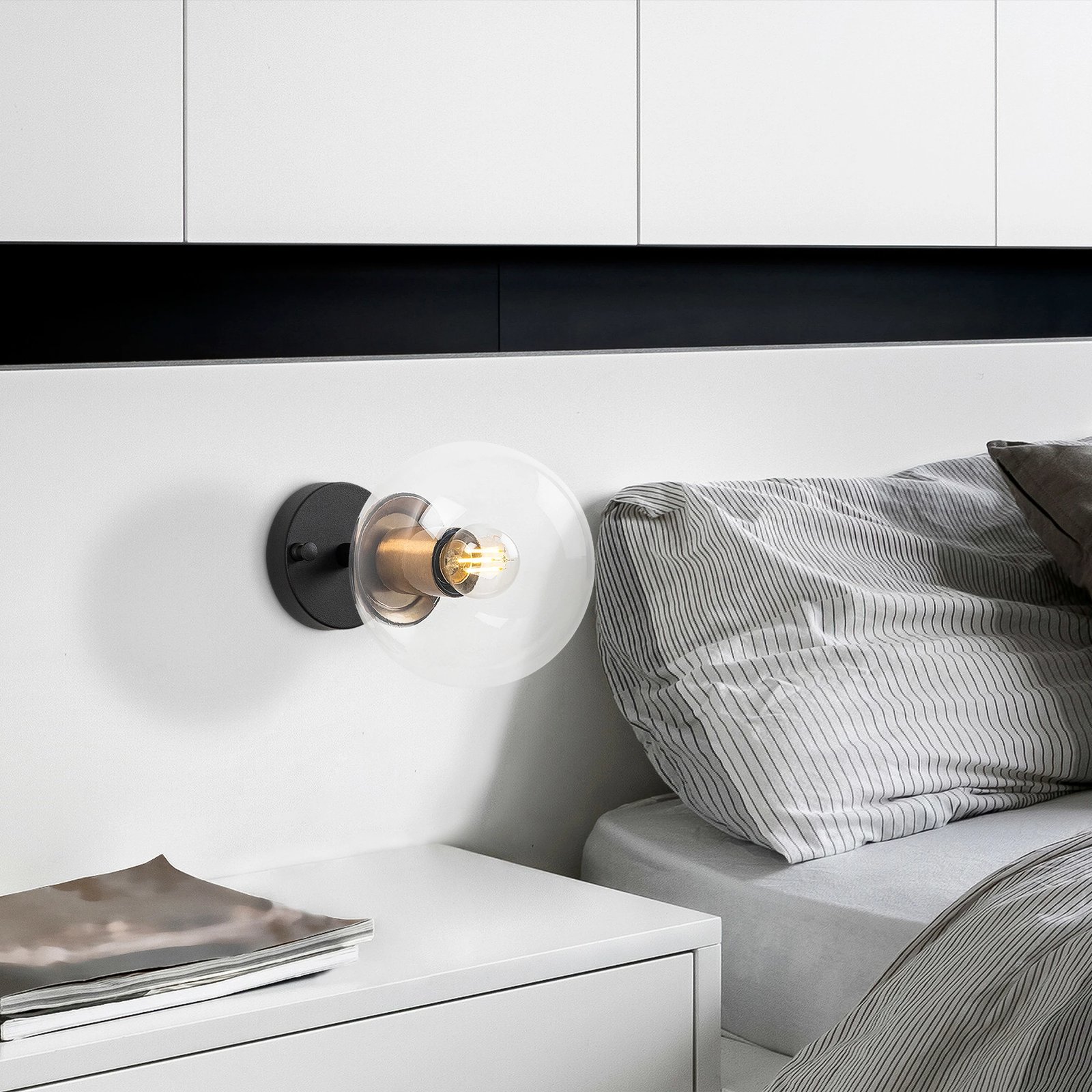 Llambë muri Opviq, Atmaca - 10225, ngjyrë e zezë, metal dhe xham