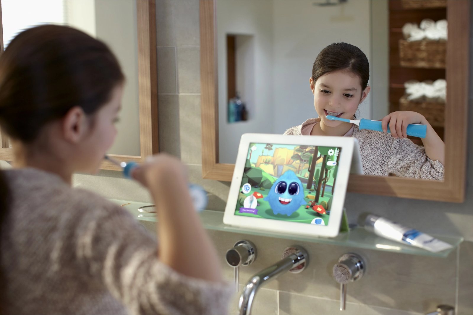 Furçë dhëmbësh elektrike Philips Sonicare për fëmijë HX6322/04, Bluetooth, Blu
