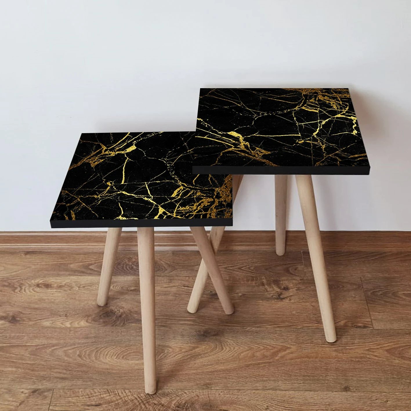 Set tavolinash ndihmëse (2 copë), Skye Decor, 2Shp184, e zezë dhe ari