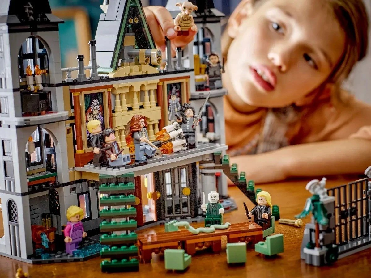 Set LEGO Harry Potter 76453 Malfoy Manor